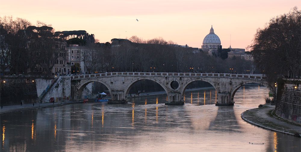 Фото реки Тибре в Риме